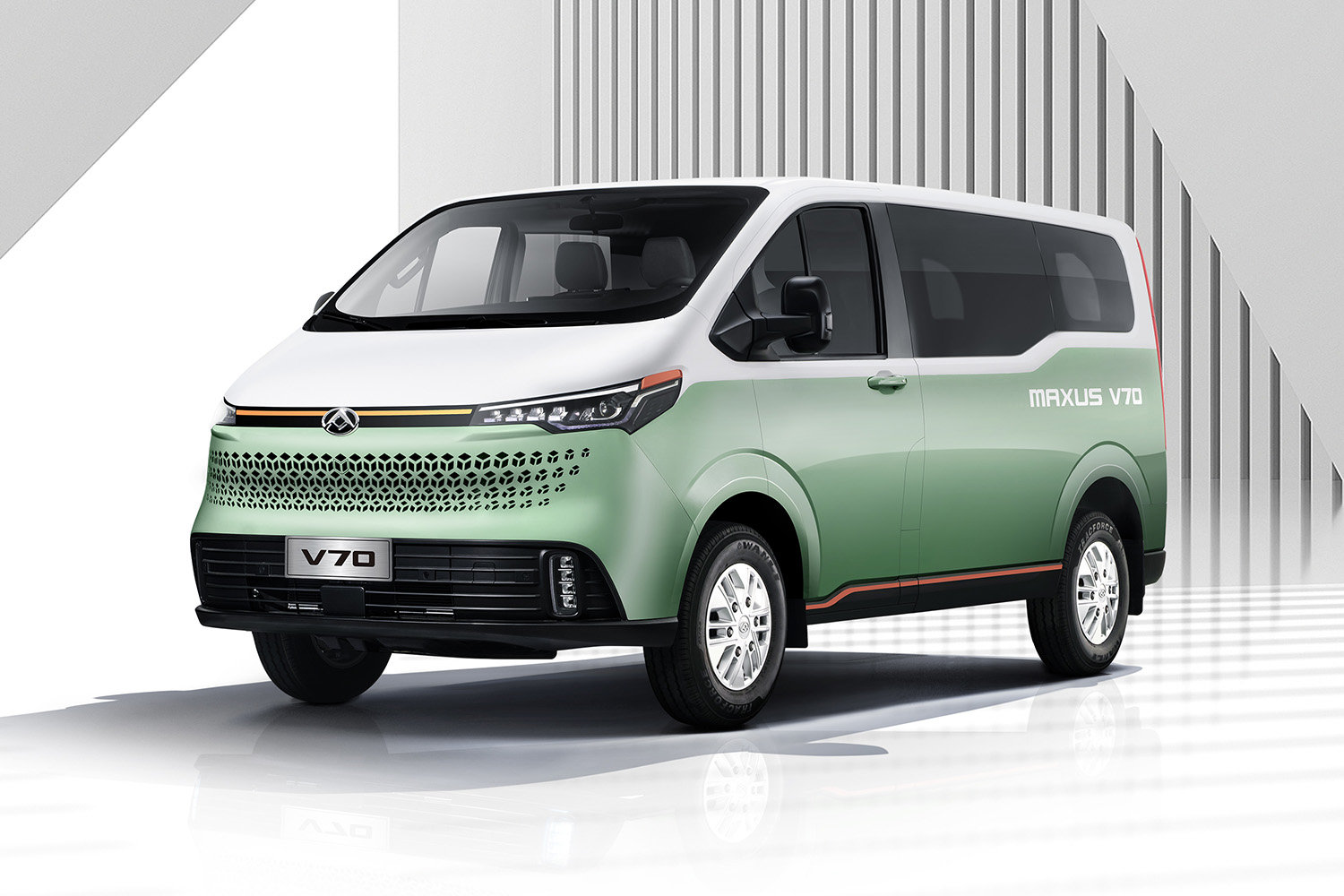 上汽大通MAXUS V70全球首秀亮相，將于2023年初正式上市